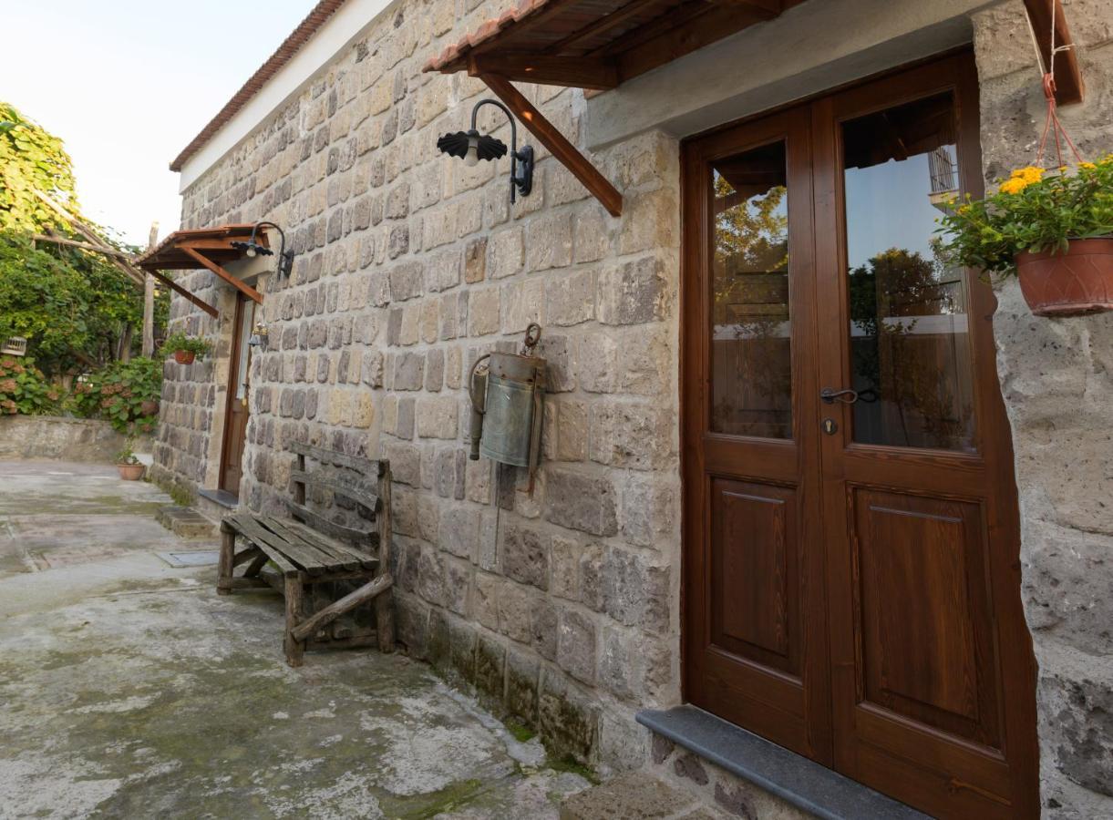 Апартаменты Emy'S Country House Кастелламмаре-ди-Стабия Экстерьер фото